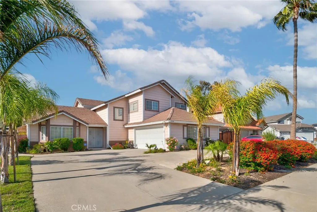 25708 Oak Ct, Moreno Valley, California 92557 home-pic-1